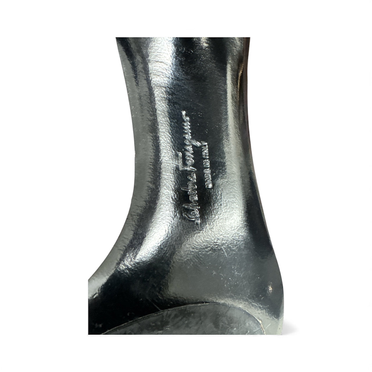 Salvatore Ferragamo Pointed Leather Bow Pumps size 7- Pre owned