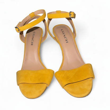 Caoch Regina High-Heel Ankle Wrap size 8.5- Pre-owned