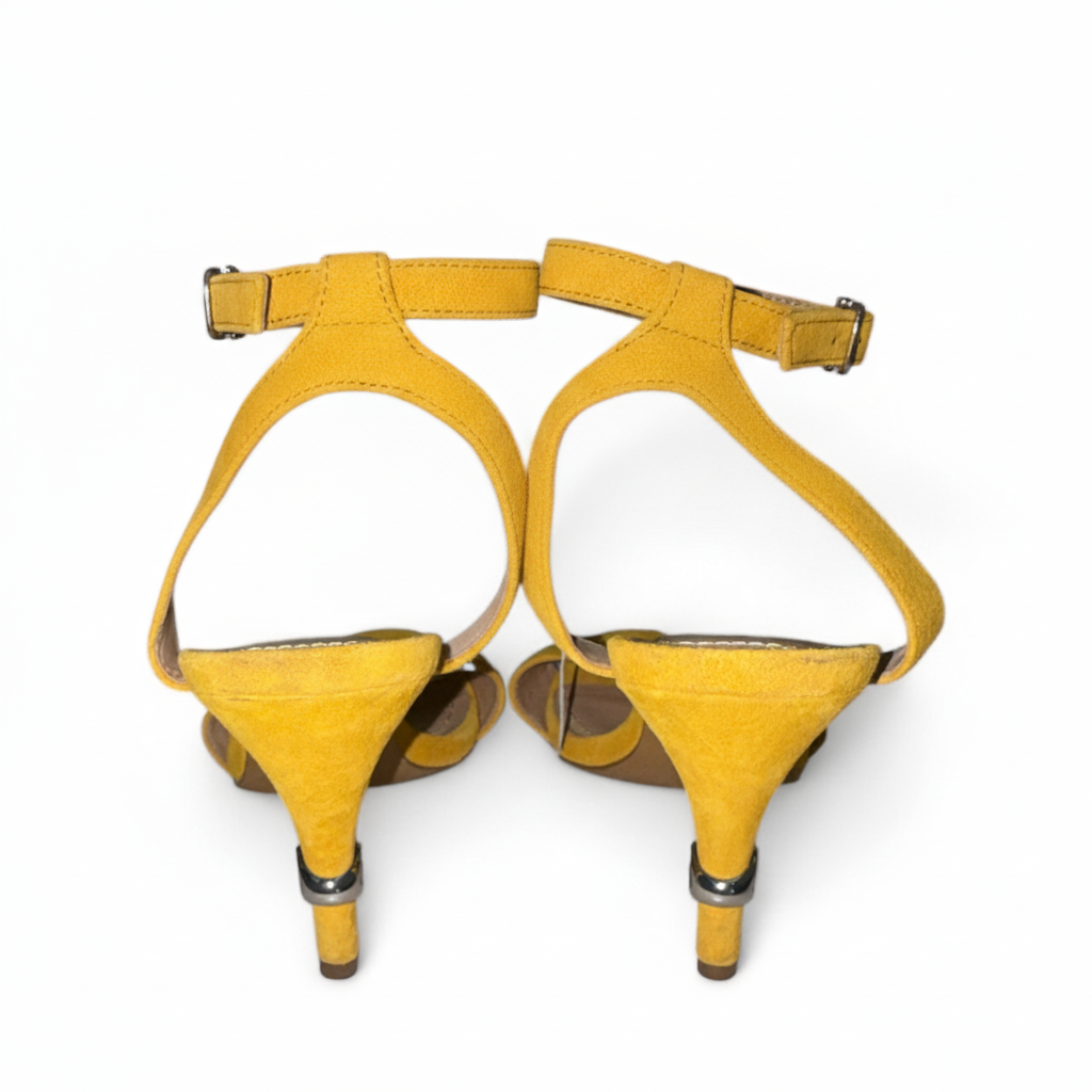 Caoch Regina High-Heel Ankle Wrap size 8.5- Pre-owned